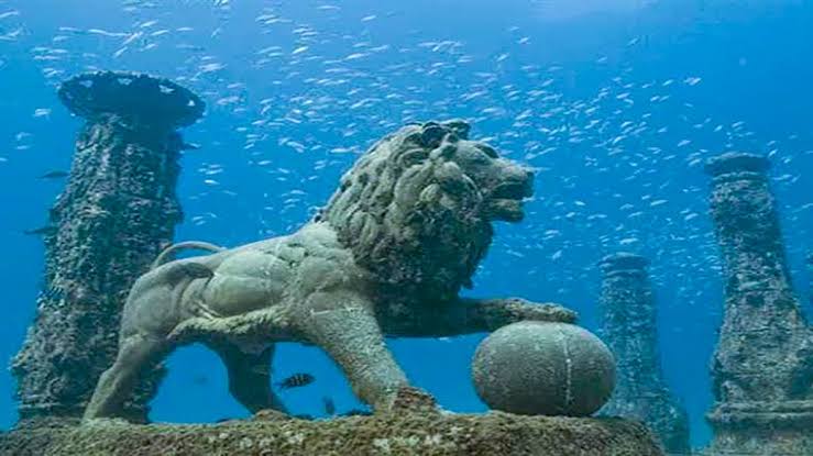 Diving Tour Exploring Alexandria’s Underwater Secrets